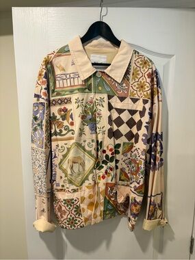 Lightweight Printed Shirt Jacket in Beige Multi